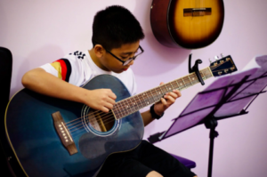 Khóa Học Đàn Guitar Cơ Bản